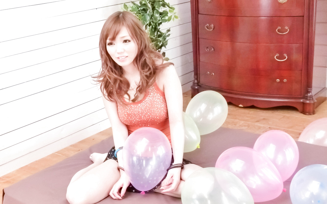 Megu Kamijyo sucks dong while is fucked