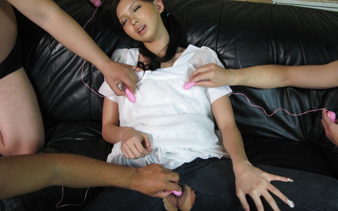 Mimi is a sly babe with her pussy always ready